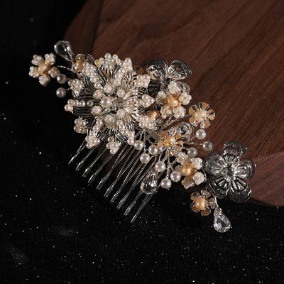 China Romantic Handmade Bridal Hair Comb and Earrings Jewelry Set with Pearl for sale