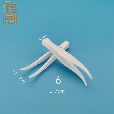 China Clean and Sanitary Tiny Bend Tiny Cosmetic Plastic Tip Tweezers China Factory White Tweezers for sale