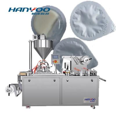 Cina Aluminum-Plastic Forming Filling Blister Sealing Packing Machine For Honey Ketchup Jam Coconut Oil in vendita