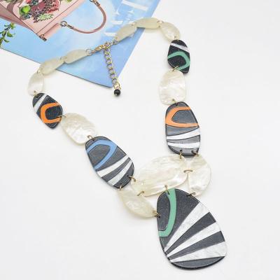 China Trendy Trendy Paint Color Acetate Colorful Jewelry For Women Personality Acrylic Chain Link Necklace Custom for sale