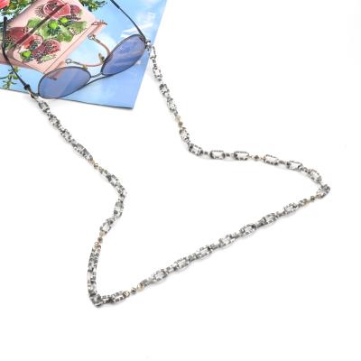 China 2020 2021 Fashionable Luxury Fashionable Non Slip Long Circle Linked Acetate Sun Glass Chain Holder for sale