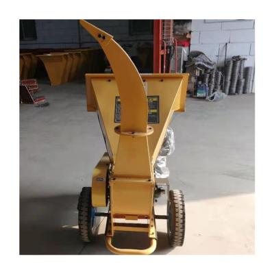 China Building Material Shops Good Performance 15HP Diesel Mobile Wood Chipper / Self Powered Eclectic for sale