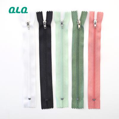 China Viable factory wholesale nylon close end zipper with different size length and colors for bags and garment for sale