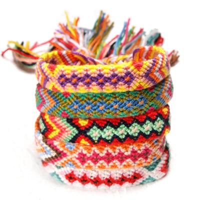 China BOHEMIA Nepal Ethnic Wind Hand Knitted Rainbow Friendship Rope Bohemian Bracelet for sale