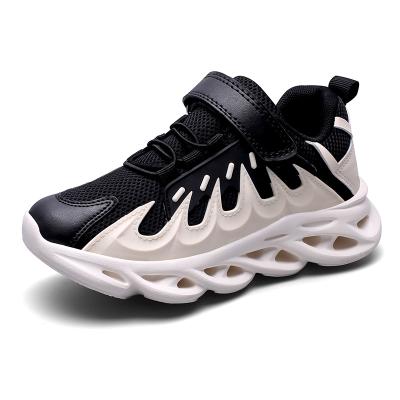 China Breathable Mesh Comfortable Kid Sport Shoes Factory Wholesale Fashion Children's Sports Shoes Boys And Girls for sale