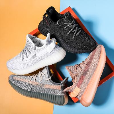 China New Arrival High Quality Kid Yeezy Breathable Shoes Reflective Kids Fashion Yeezy Custom 350 Kids Sneakers 2022 v2 for sale