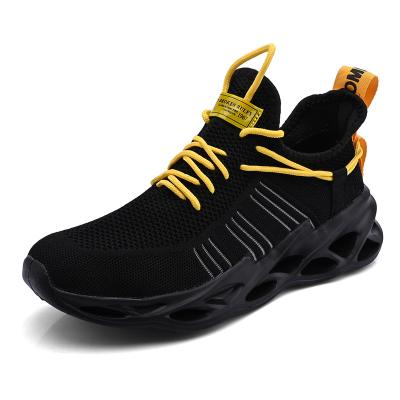 China Hot Sale Fashion Trend Solid Color Breathable Unisex Casual Sport Shoes Lightweight Custom Made Mens Lace Up Running Shoes for sale