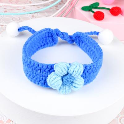 China Japanese Style Flower Pet Collar Pet Jewelry Cat Viable Neck Viable Japanese Style Hand Knitting Wool Collar for sale