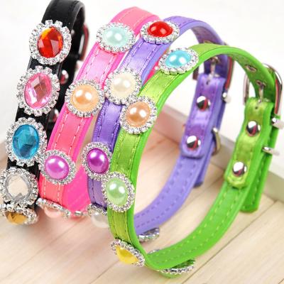 China Viable Pearl Pet Jewelry Cat Dog Adjustable Collar Lovely Flower Pearl Pet Collar Pet Collar for sale