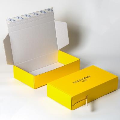 China Custom Mailer Box With Tear Strip For Clothes Full Color Eco-Friendly Packaging Boxes for sale