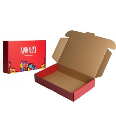 China Cajas de cartón pequeñas Impresión offset personalizada Caja de regalo de cartón rojo para ropa en venta