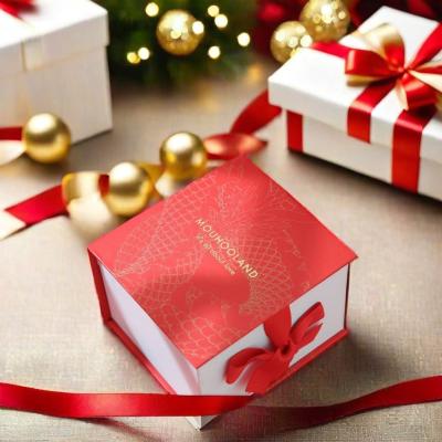 China Gold Hot Stamping Rigid Cardboard Cosmetic Gift Box Packaging Book Shaped Folding for sale