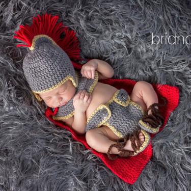 China Baby Striped Hat Photography Cartoon Design MIA 42 Handmade Crochet Costume Set for sale