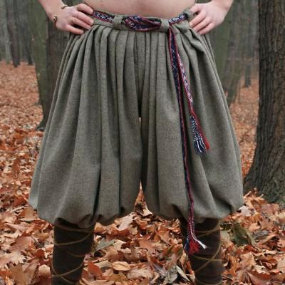 China Custom Designs Herringbone Wool Rus Viking Pants Viking Varangian Acceptable Pants for sale