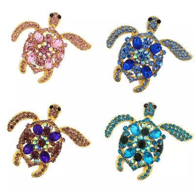 China Fashion Green Color Crystal Sea Turtle Brooches Rhinestone Brooch For Women Coat Clothes Lady Gifts Elegant Breast Pin Fashion Jewelry for sale