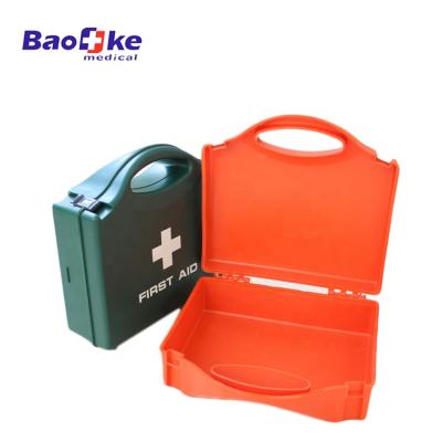 China Baoke European Standard Waterproof Convenient Plastic Hanger Workplace First Aid Wall Mounted Kits Box Industrial Kits for sale