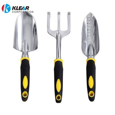 China Traditional cast aluminum heads gardening kit with rubberized soft non to slip to handle other garden tools for sale