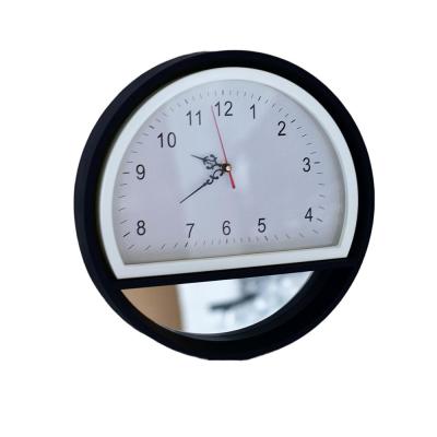 China 2020 newest style antique plastic wall clock for home decoration with hanging, mirror picture frames for sale