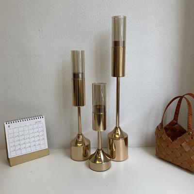 China Home Metal Candlestick Candlestick Decoration Hot Sale Wedding Decoration Windproof Candlestick for sale