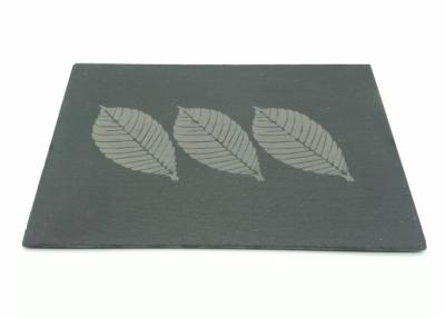 Chine Gravez les caboteurs noirs de Placemats d'ardoise 30cm x 20cm avec les bords droits de logo à vendre