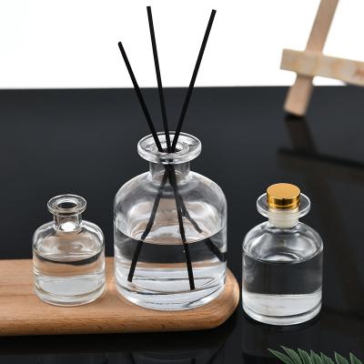 China PERFUME Clear Round 50ml 100ml 250ml Reed Diffuser Glass Bottles Glass Perfume Bottle Aromatherapy Bottle for sale