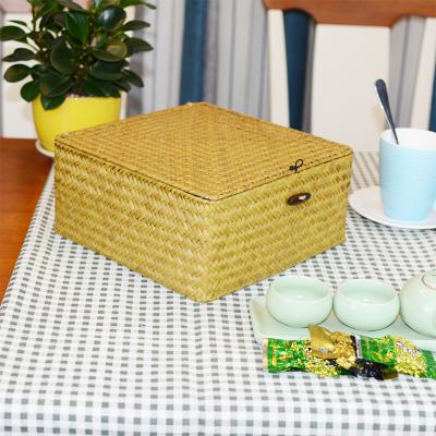 China Sustainable Custom Straw Woven Basket 4 Hoops Vegetable Plankton Woven Home Storage Baskets In Boxes With Lids for sale