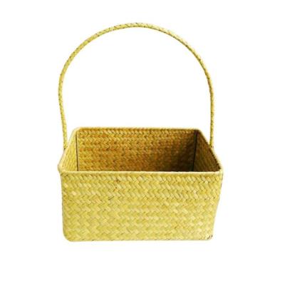 China Sustainable Factory Direct Sale Square Straw Basket With Handle Flower Arrangements Basket for sale