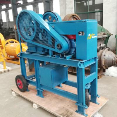 China stone crushing diesel engine mini small jaw stone crusher for sale for sale