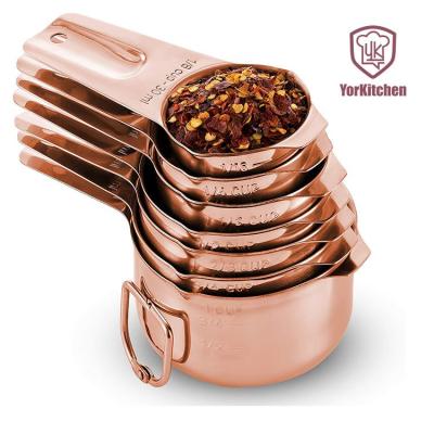 China 7 Piece Sustainable Plating Gold Copper Plated Measuring Cups Set for sale