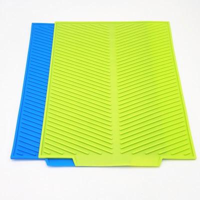 China 39*25CM Rectangle 210G Extra Large Dish Sustainable Silicone Drying Mat for sale