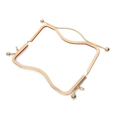 China Customized Wholesale High Quality Zinc Alloy Box Clutch Frames Accessories Rose Gold Metal Purse Frame Custom Made Bag Metal Purse Handle for sale