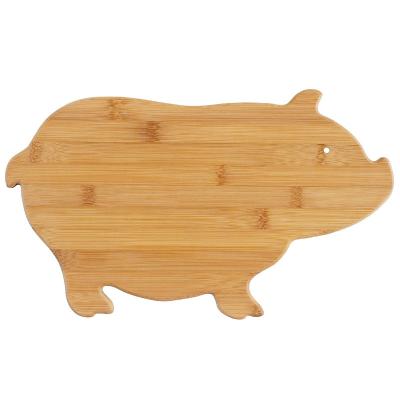 China Sustainable Cheese Board, Kitchen Tray, or Fruit Platter Bamboo Pig Shaped Wooden Serving Tray Cutting Board for sale