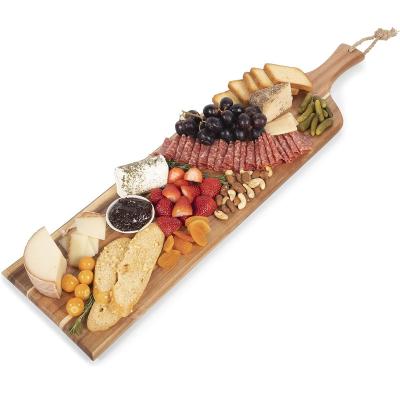 China Sustainable Wooden Cutting Board Serving Tray with Handle Cheese Board, Serving Platter Acacia Wooden Charcuterie Board with Raw Wood Edge for sale