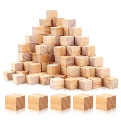 China Europe Unfinished Wooden Blocks Craft DIYWoodCubesMathWood Square Blocks, Puzzle Making and DIY Projects 200PCS1CM WoodenCubes for sale