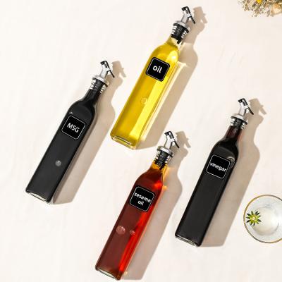 China 2021 Kitchen Spice Salt Grinder For Kitchen Wholesale 500ml Olive Oil Kitchen Oli Bottle for sale