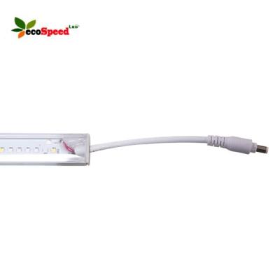 China Aluminum+PC Indoor UV Growing Strip 2ft 3ft 4ft 18W IR LED Grow Lights For Plants for sale