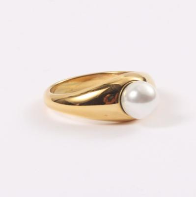 China CLASSIC 18k Gold Plated Stainless Steel Fashion Simple Pearl Ring for sale