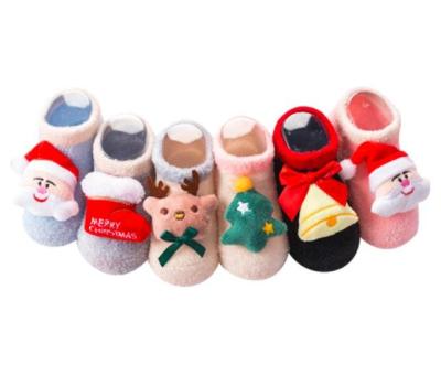 China New Style Cartoon Flat Animal Cotton Christmas Slip-Resistant 2 Years Old Baby Walking Shoes Like Sole Rubber Socks Baby Shoes for sale