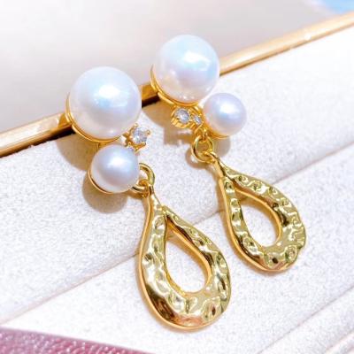 China New Product FASHIONABLE Exclusive Charm Jewelry Gold Freshwater Pearl Earrings for sale