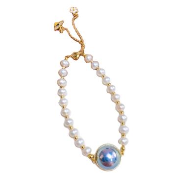 China Exclusive Import Seawater Mabe Pearl Women Bracelet Delicate Imitation Pearl FASHIONABLE for sale