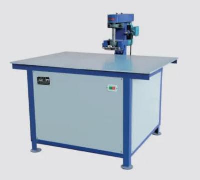 China Factory New Designs Widely Used Plastic Sheet Shell Film Cutting Luggage Machine Bag Cutting Machine for sale