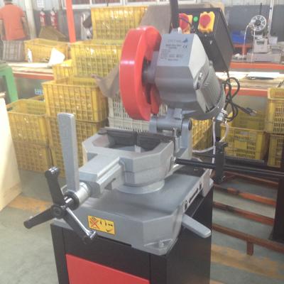 China Garment Shops Circular Saw Machine Cutting Machine Metal Bandsaw Wood Cutting Machine for sale