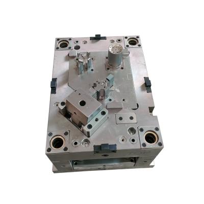 China 100k - 1000k Times S136 Material Plastic Injection Mold For PP Housing for sale