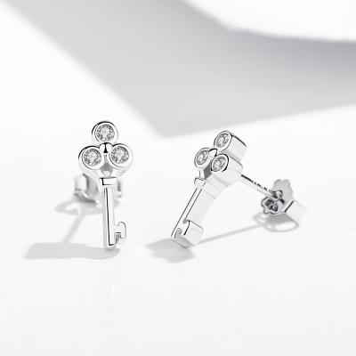 China CLASSIC Jewelry 925 Sterling Silver Stud Earrings Clear CZ Rhinestone Key Shape Earrings For Women for sale