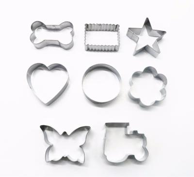 China Sustainable 8 Pcs Stainless Steel Cookie Cutter Set Including Dog Bone Cookie Cutter for sale