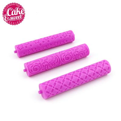 China Sustainable Plastic Kids Lace Fondant Decorative Embossing Mini Pin for sale