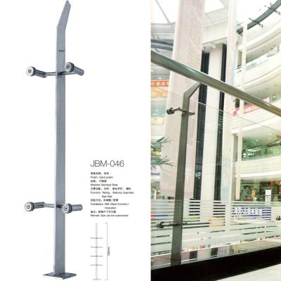 China Low Price Modern/Luxury Stainless Steel Post Balcony Railing Staircase Fence Glass Railing for sale