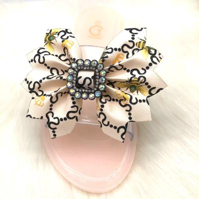 China Shoe Accessories New PU Butterfly Shoes Flower Women's Shoes Decoration for sale