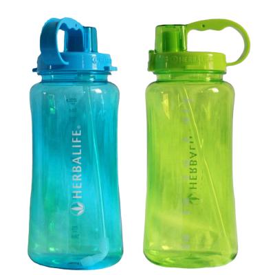 China Washable Water Bottle Hot Sale Water Cup Bottles Plastic Drink Cup With Straw for sale