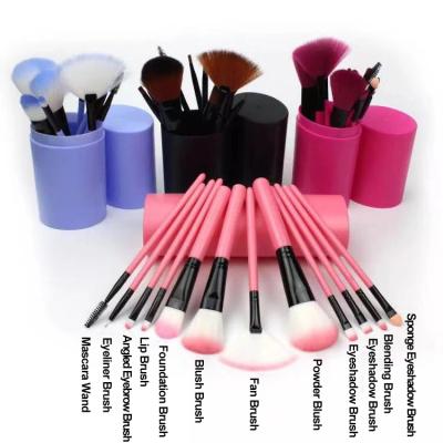 China Angular Blush Professional Tresluces Brush Wholesale Makeup Set Synthetic Fiber Cosmetics Mascara Wand Foundation Eyeshadow Blending Tool Kit for sale